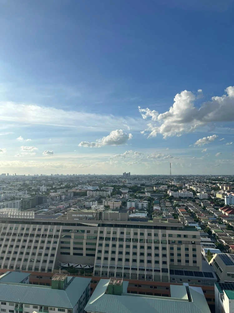 Selling a unit at The Origin Ladprao-Bangkapi. It's on a very high floor with amazing views, facing north for comfort and coolness. A highly recommend