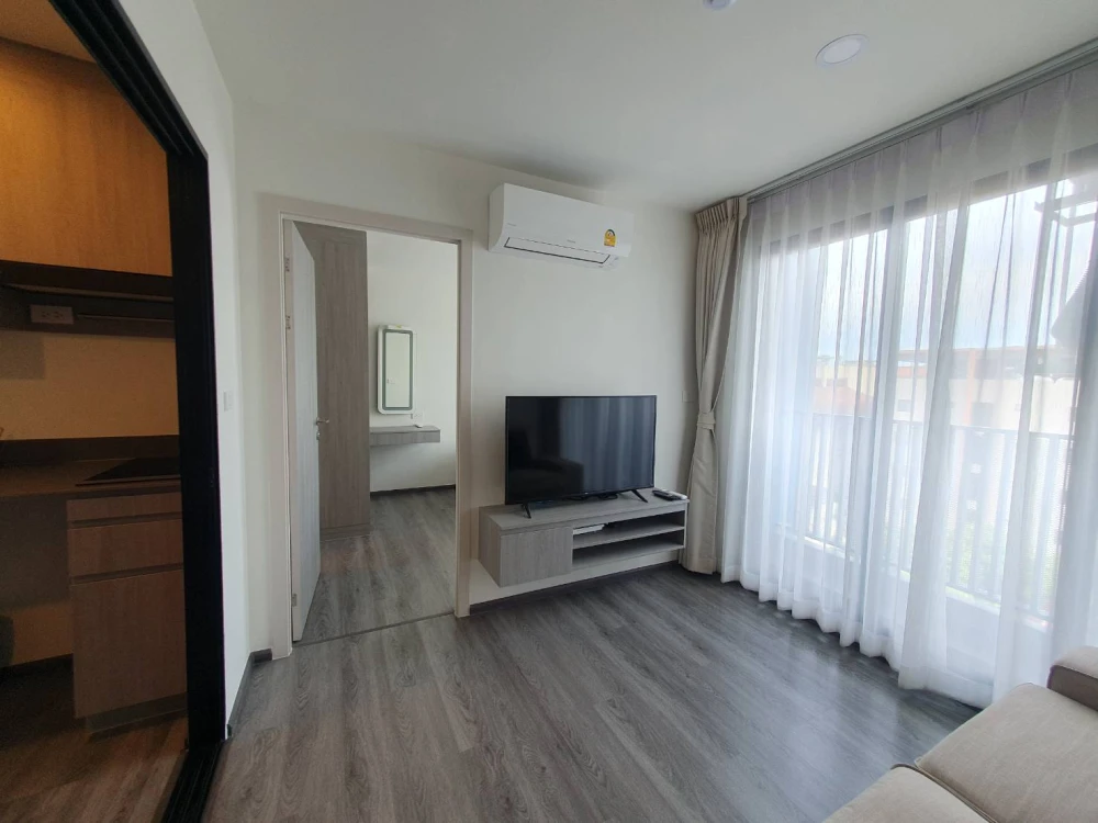 Selling a fully furnished, ready-to-move-in unit at THE ORIGIN Onnut, 6th floor. Book now!