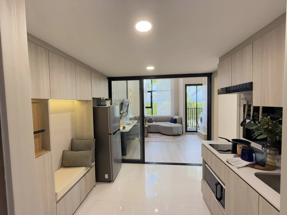 Selling The Origin Pinklao condo, high floor, great ventilation. Book now before it's too late!