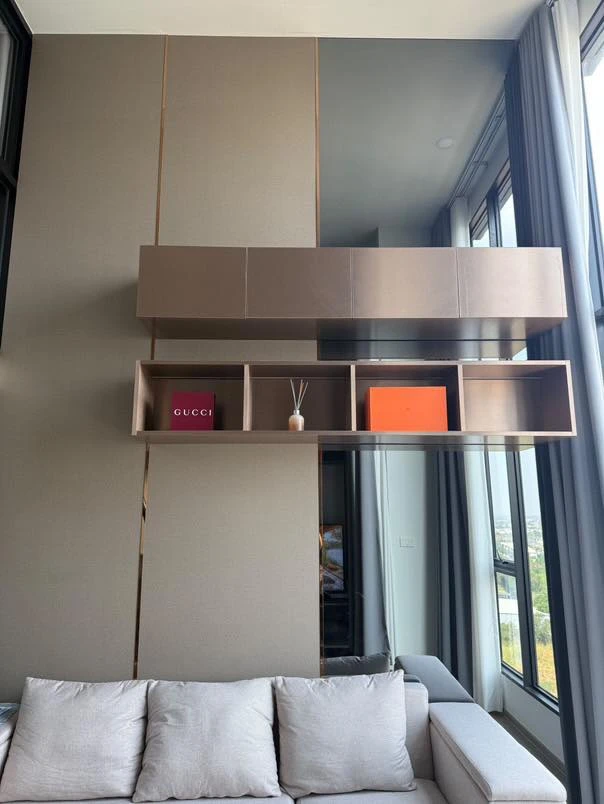 For sale: The Origin Plug & Play Ramintra, corner room, not crowded, comes with complete furniture, don't miss out.