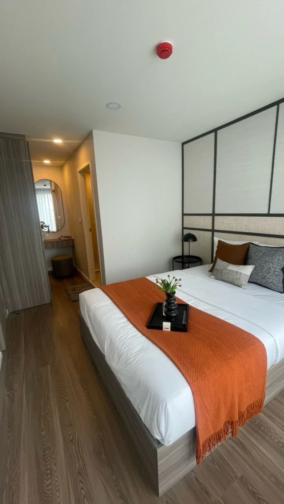 For sale: The Origin Ramintra 83 Station, 2 bedrooms, fully furnished, super cool, reserve now!