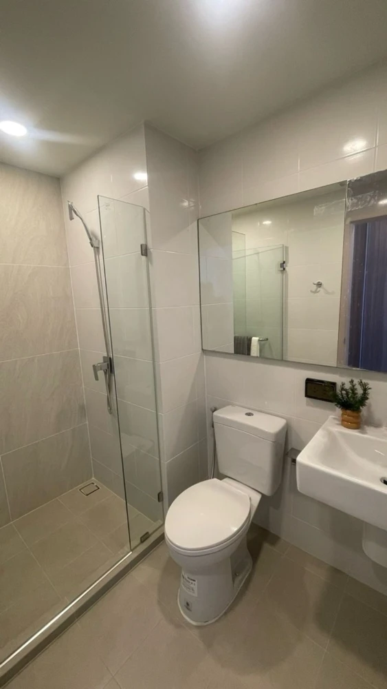 For sale: The Origin Ramintra 83 Station, 2 bedrooms, fully furnished, super cool, reserve now!