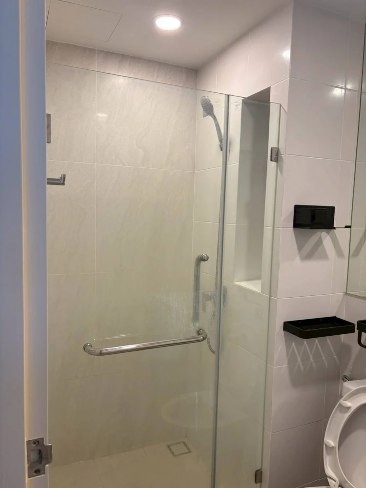 Selling a unit at The Origin Ramintra 83 Station, 8th floor, in a prime location with complete amenities. Book now!