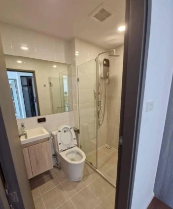 Selling a nice unit at THE ORIGIN Ratchada - Ladprao, 6th floor, great location. Book now!