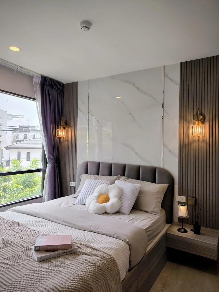 For sale: THE ORIGIN Sukhumvit 105, 3rd floor, garden view, has a walk-in closet. Interested? Reserve now, urgently.