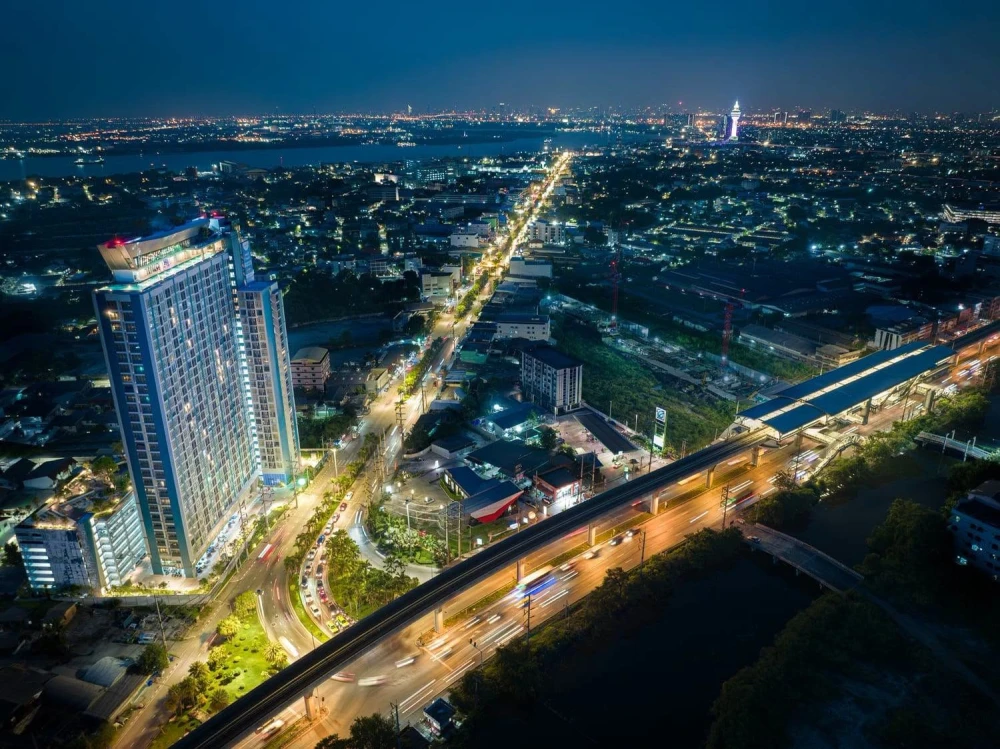 For sale: THE ORIGIN Sukhumvit Sailuat E22 Station. A lovely, fully furnished unit with unobstructed city views. Don't miss out!
