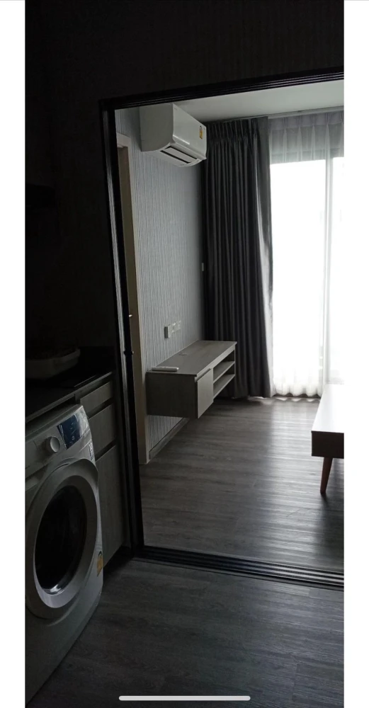 For sale: The Origin On Nut, 1 bedroom, Building B, 8th floor, fully furnished, just bring your own luggage and move in.