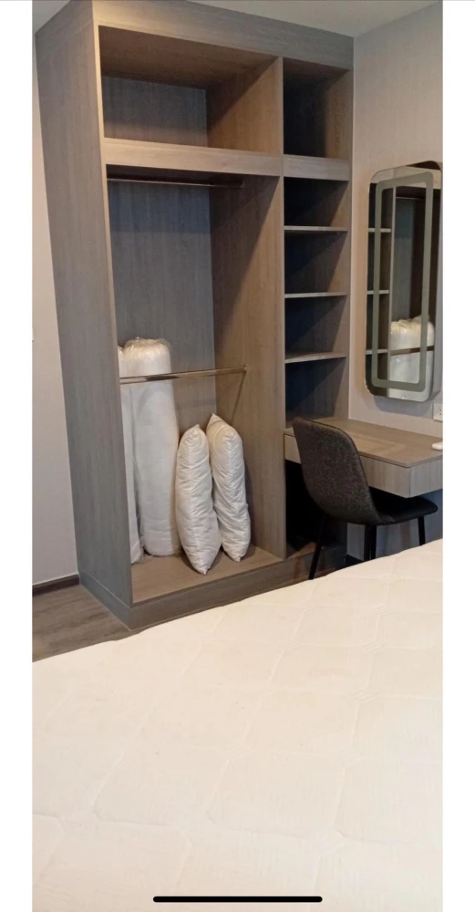 For sale: The Origin On Nut, 1 bedroom, Building B, 8th floor, fully furnished, just bring your own luggage and move in.