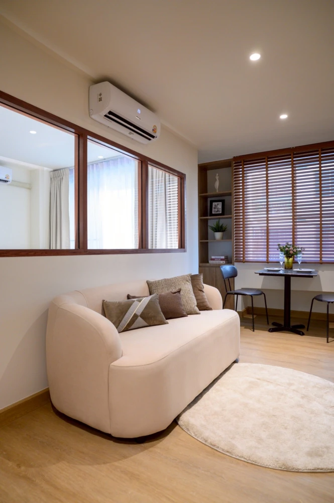 Ready-to-move-in condo for sale at The Parkland Bangna. Fully furnished and spacious. Book now!