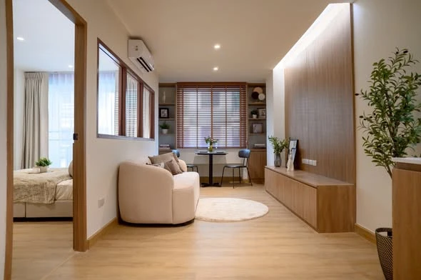 Ready-to-move-in condo for sale at The Parkland Bangna. Fully furnished and spacious. Book now!