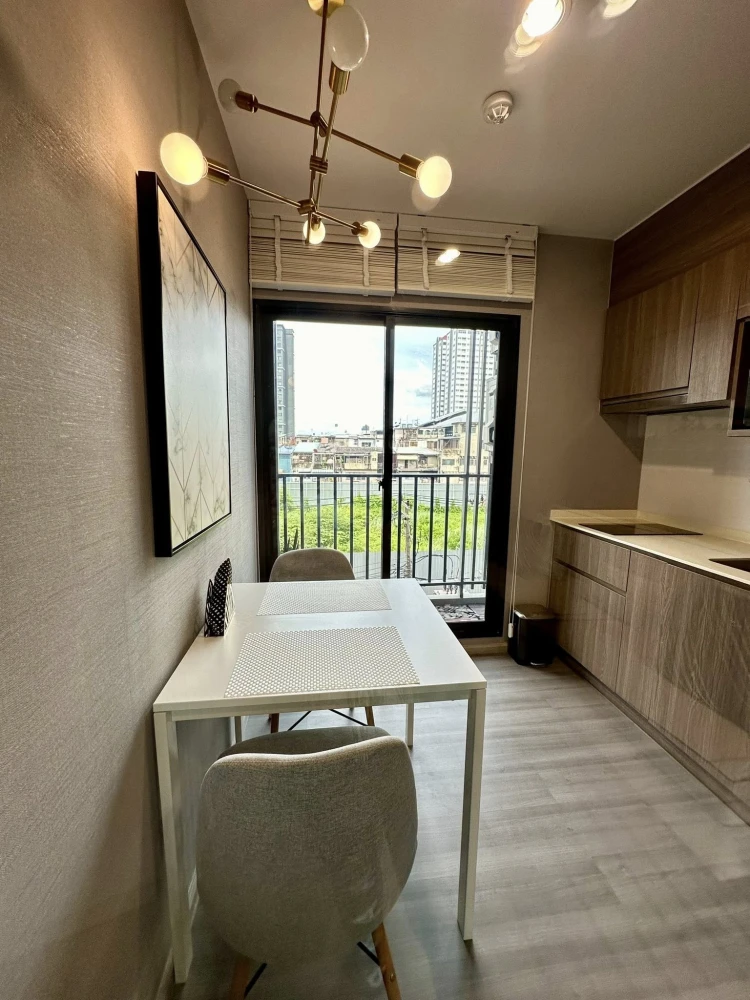 For sale: The Parkland Charan–Pinklao, 1 bedroom, 1 bathroom, stunningly decorated, fully furnished, book now.