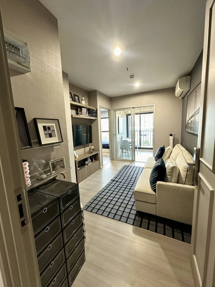 For sale: The Parkland Charan–Pinklao, 1 bedroom, 1 bathroom, stunningly decorated, fully furnished, book now.