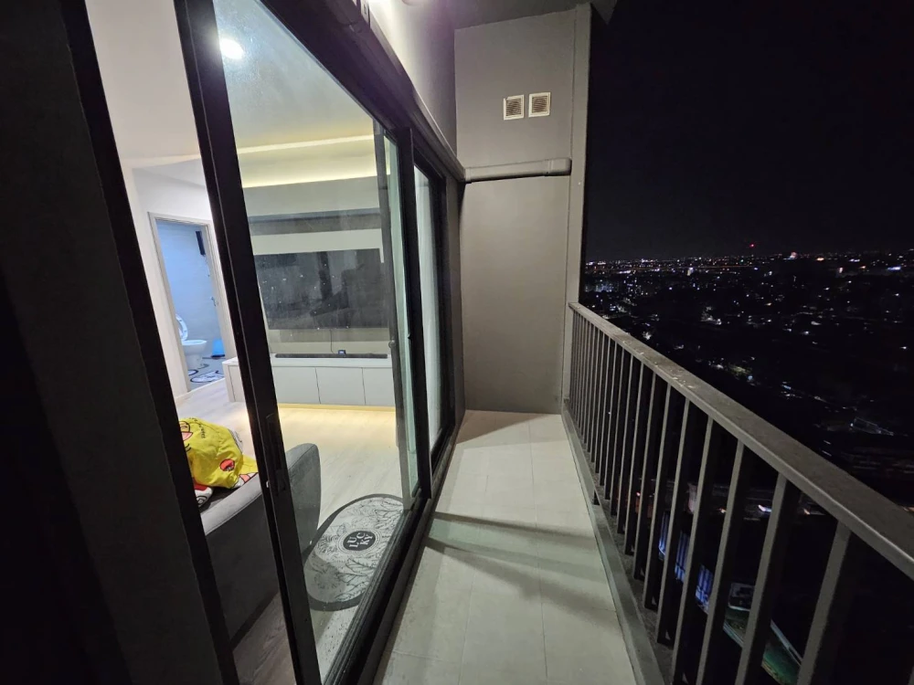 For sale: The Parkland Charan–Pinklao, spacious room with full amenities. Buy now, don't miss out!