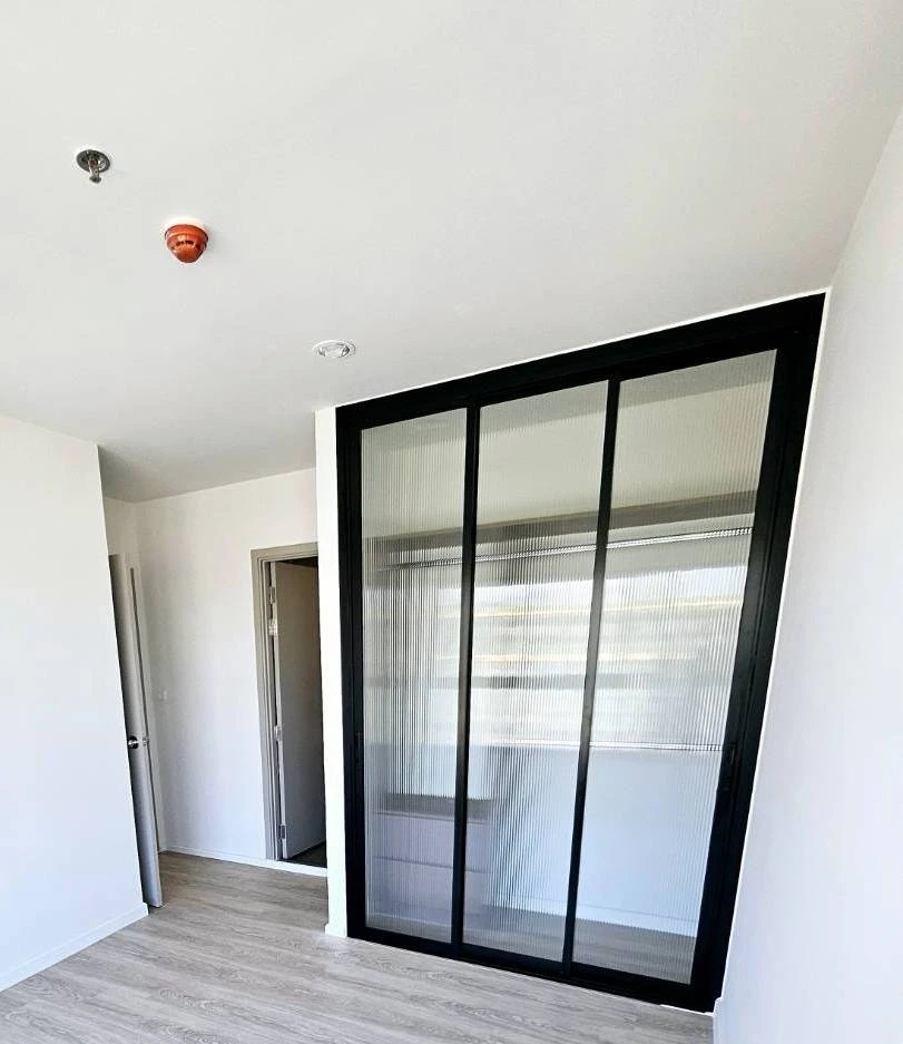 For sale: The Parkland Charan–Pinklao, spacious room with full amenities. Buy now, don't miss out!