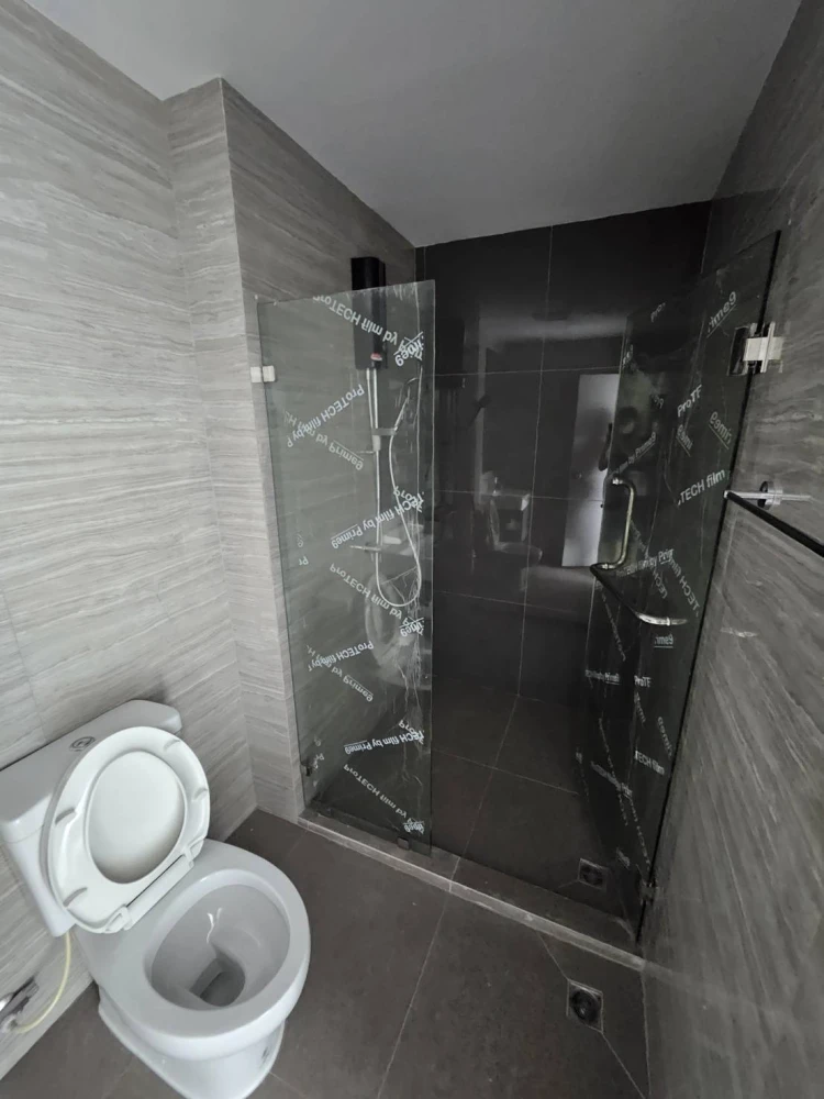 For sale: The Parkland Charan–Pinklao, spacious room with full amenities. Buy now, don't miss out!