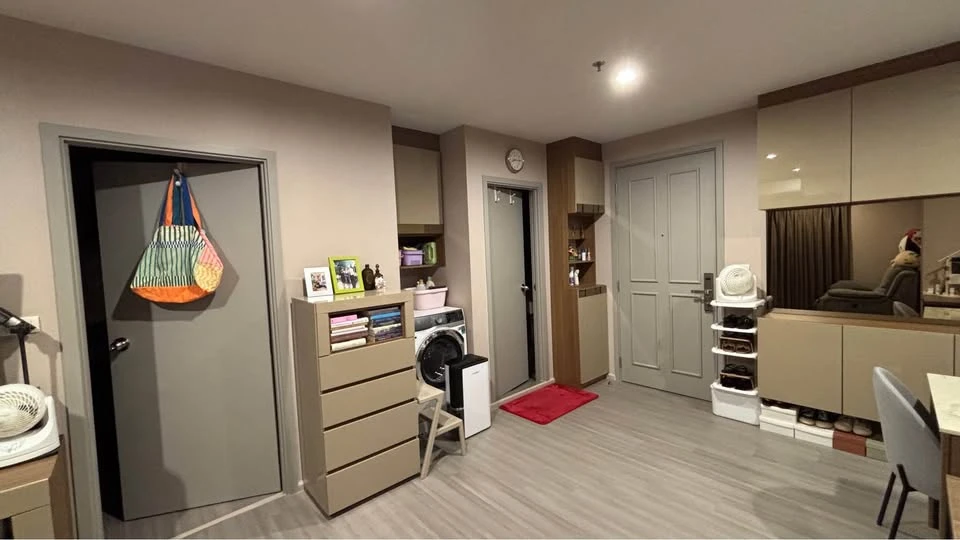 For sale: The Parkland Charan–Pinklao, spacious room with plenty of usable space, good location, comes with complete facilities. Don't miss it!