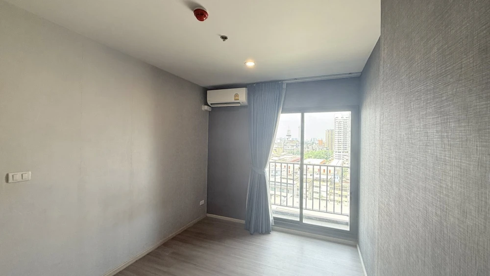 Selling high-floor units at The Parkland Charan–Pinklao. Spacious and comfortable. Book now, don't miss out!!!