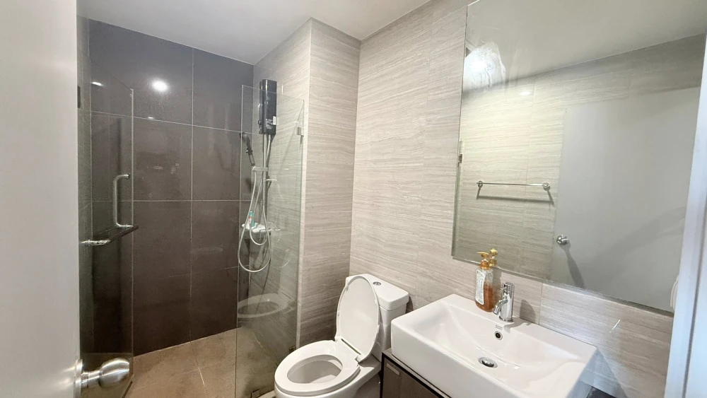 Selling high-floor units at The Parkland Charan–Pinklao. Spacious and comfortable. Book now, don't miss out!!!