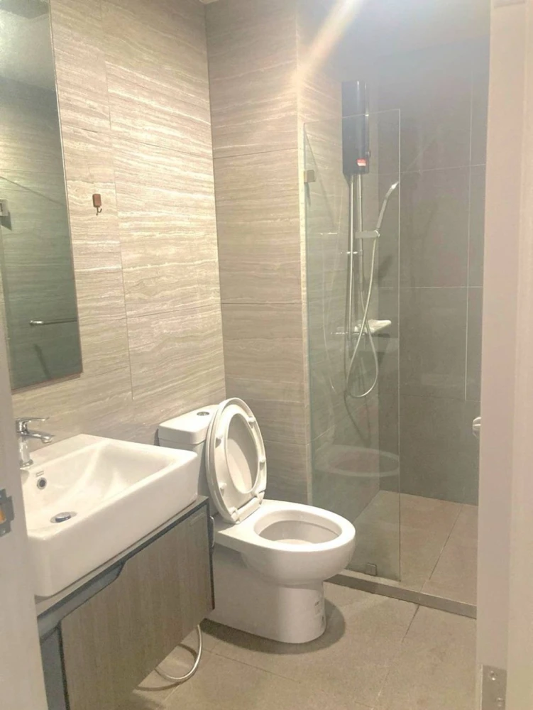 For Sale: The Parkland Charan–Pinklao. Fully furnished, ready to move in. Book now—don't miss out!