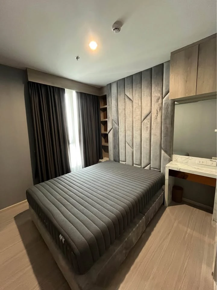 For sale:rent The Parkland Phetkasem 56, a lovely room with excellent built-in furniture and complete amenities. Reserve now!
