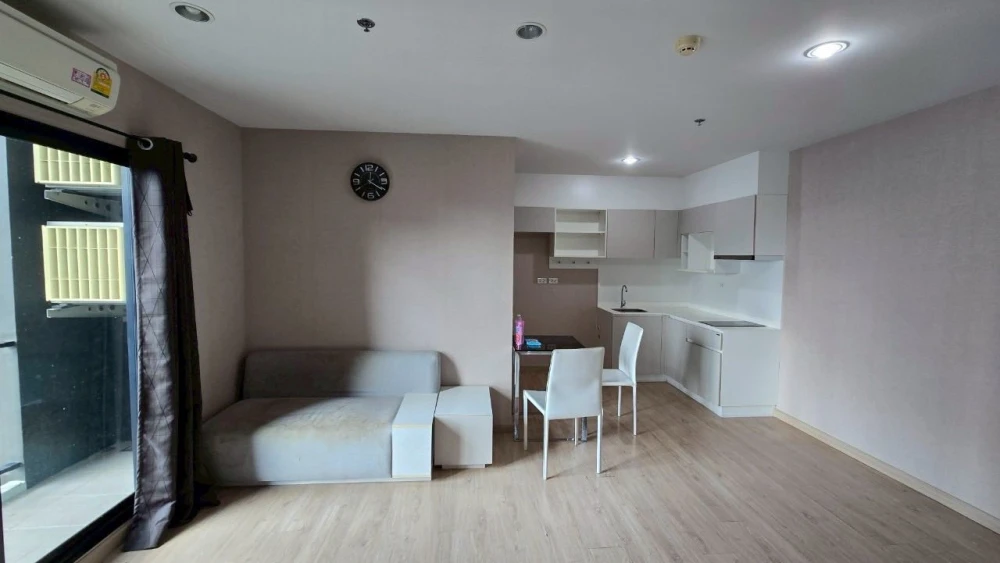 For sale: The Parkland Phetkasem-Thapra, 1 bedroom, 1 bathroom, plenty of usable space, good location, complete amenities, reserve now!