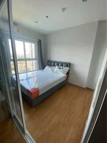 Selling a unit at The Parkland Ratchada-Wongsawang, 14th floor, fully furnished. Don't miss this opportunity! images