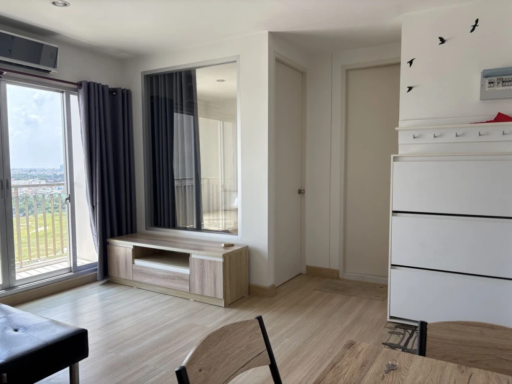 For sale: The Parkland Srinakarin Lakeside, 12th floor, fully furnished, ready to move in, reserve now, urgently.
