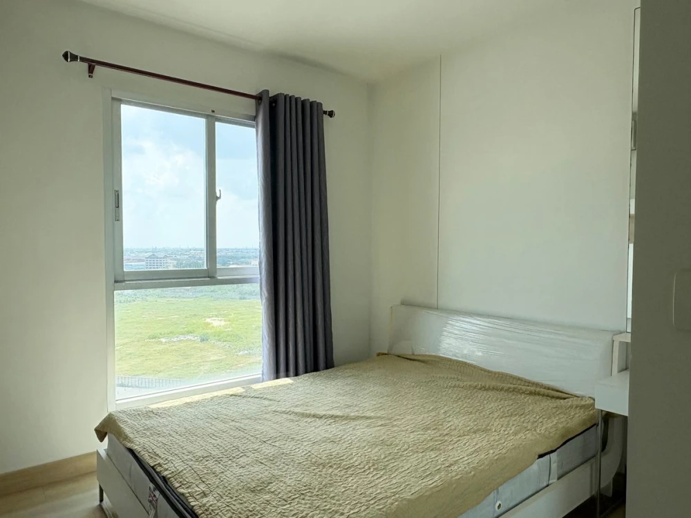 For sale: The Parkland Srinakarin Lakeside, 12th floor, fully furnished, ready to move in, reserve now, urgently.