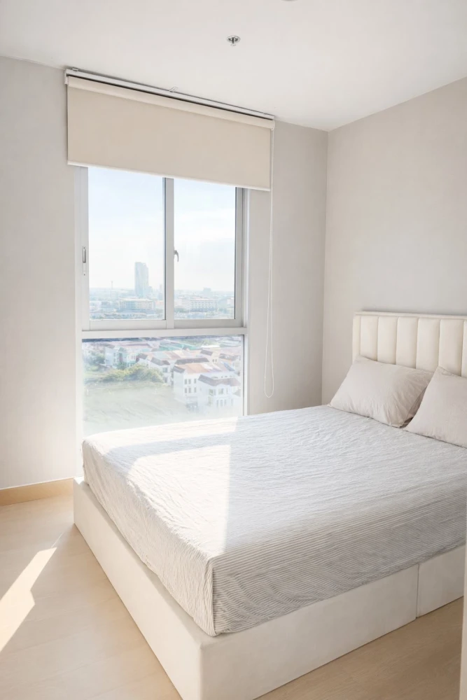 Selling a corner unit at The Parkland Srinakarin Lakeside. It's less crowded, has a beautiful, unblocked view. Don't miss out!