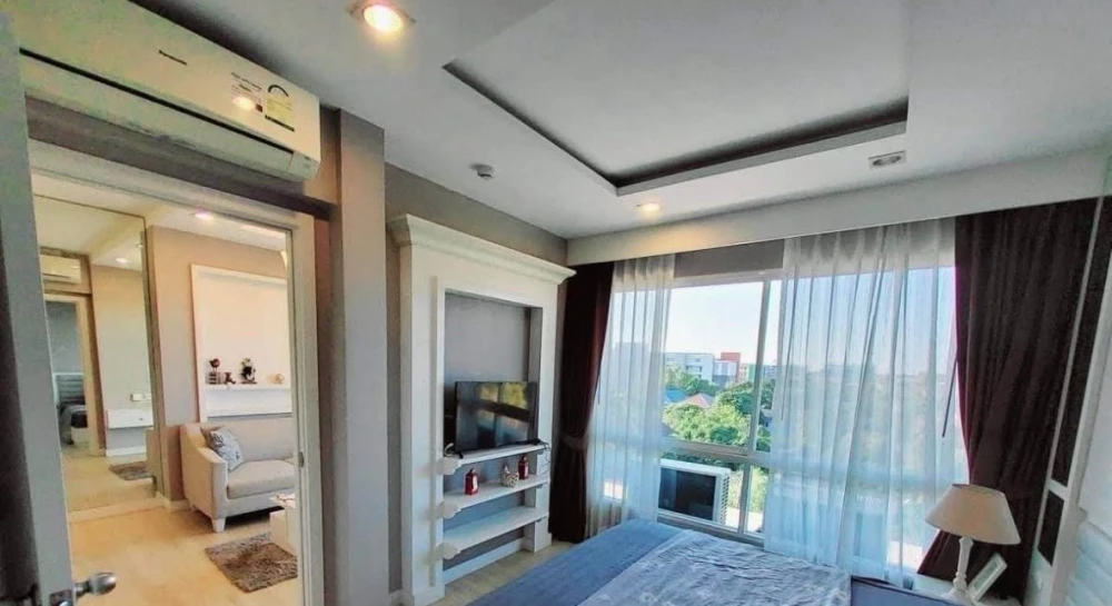 For sale: The Patio Bangsaen, beautifully decorated room with a striking theme, 5th floor, great location, walk-in closet. Reserve now!