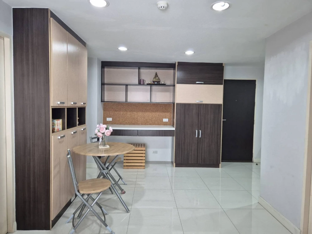 For sale: The Planery Sathorn, ready to move in, fully furnished with built-in furniture. Buy now!