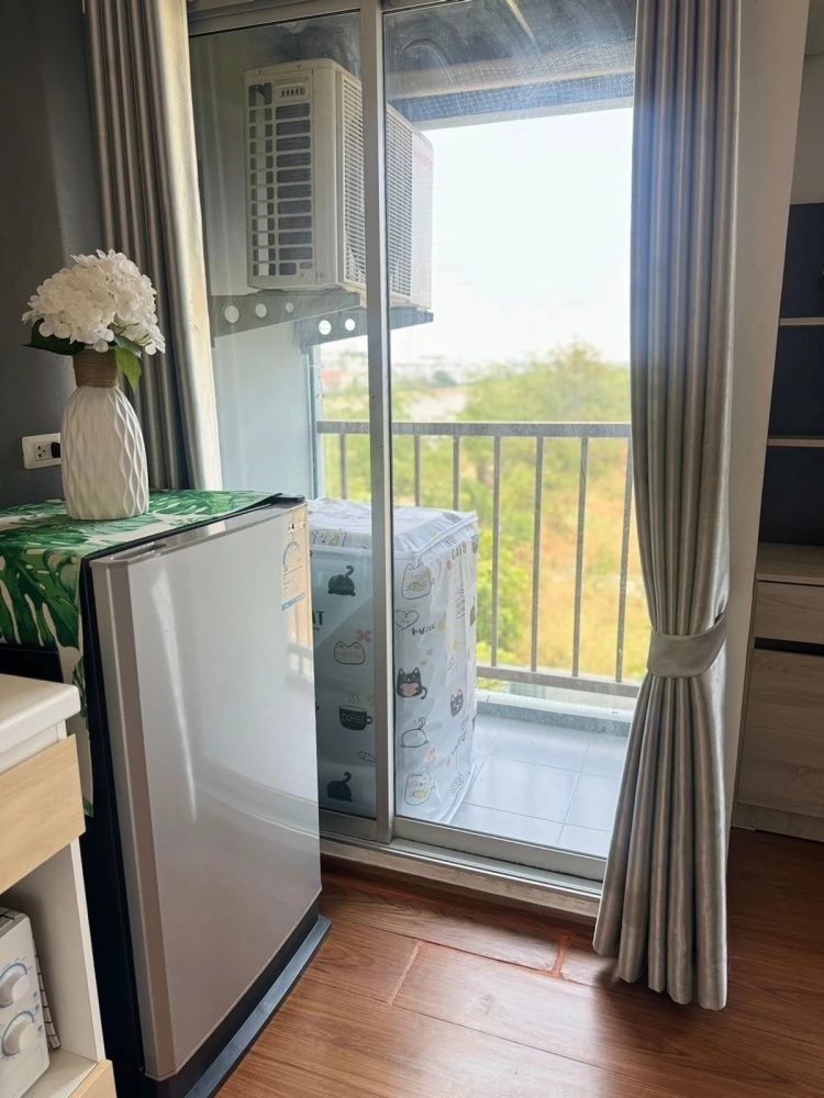 For sale: The Point Condo Rangsit-Klong 6, 4th floor, nice room, fully furnished, reserve now.