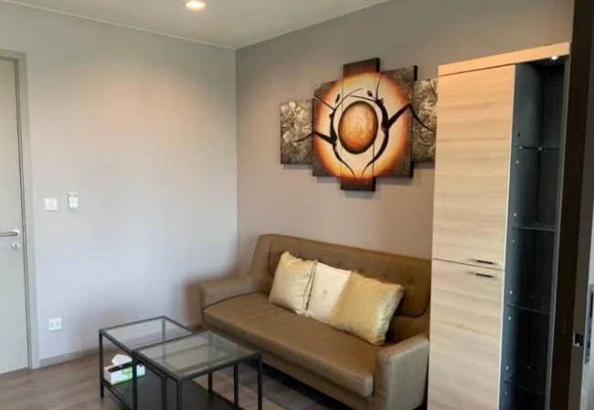 For sale: The Politan Aqua, 18th floor, south-facing room, Chao Phraya River view, fully furnished. If interested, hurry and reserve now.
