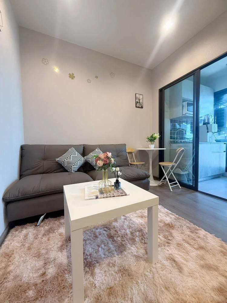 Selling The Politan Aqua, 58th floor. High floor, fully furnished, great view. Book now! Don't miss out!