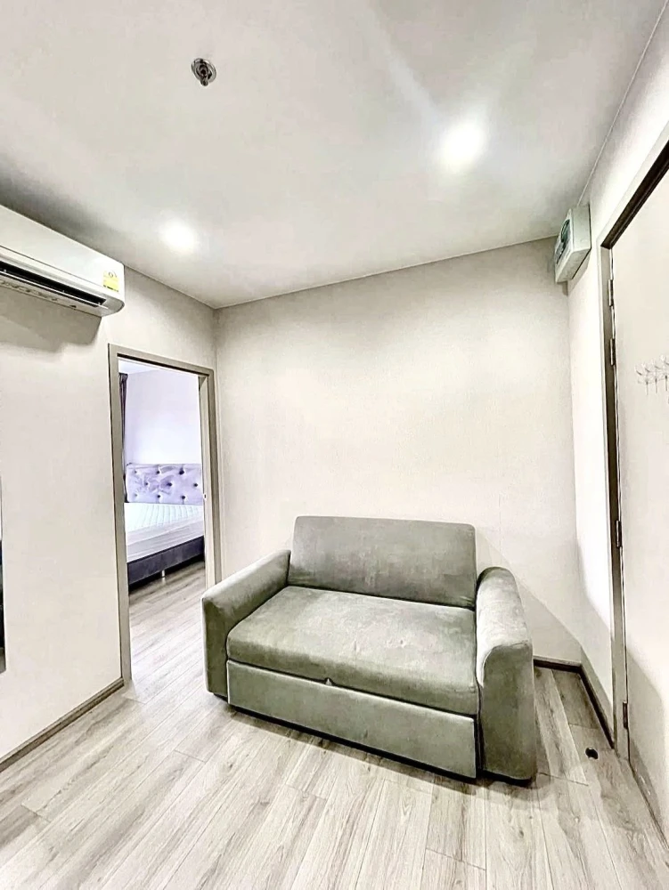 For sale: The Politan Aqua, a nice room, good location, fully furnished, river view, don't miss out on this great deal.