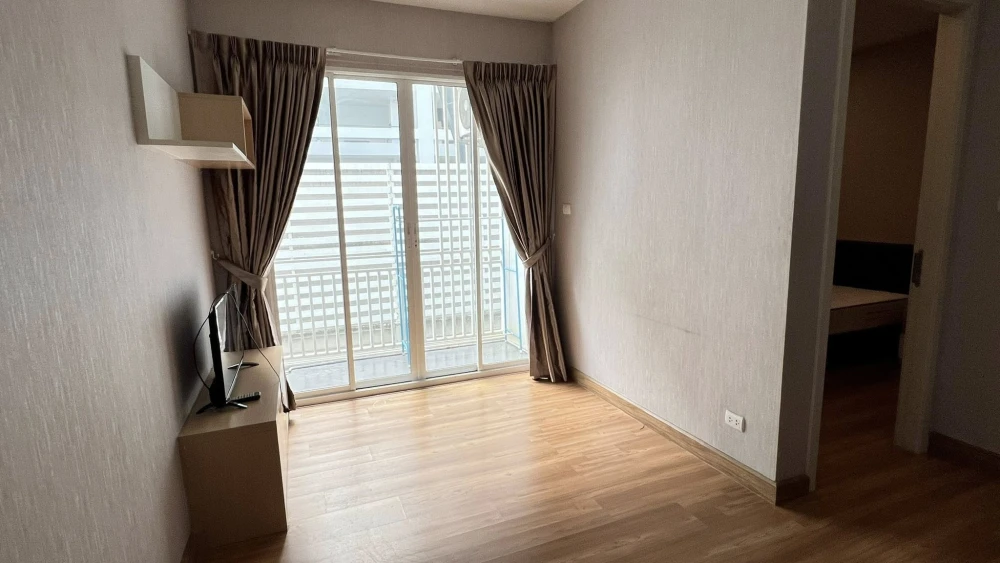 For sale: The Port Suksawat, complete with built-in furniture and appliances. Hurry, or you'll miss out!