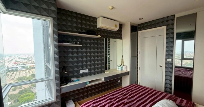 Selling The President Petchkasem-Bangkhae, 26th floor, corner unit, great view, fully furnished. Book now!