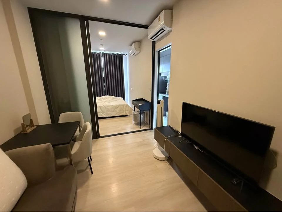 For sale: The Privacy Jatujak, great view, furnished and equipped with appliances, ready to move in. You can't miss out on booking!