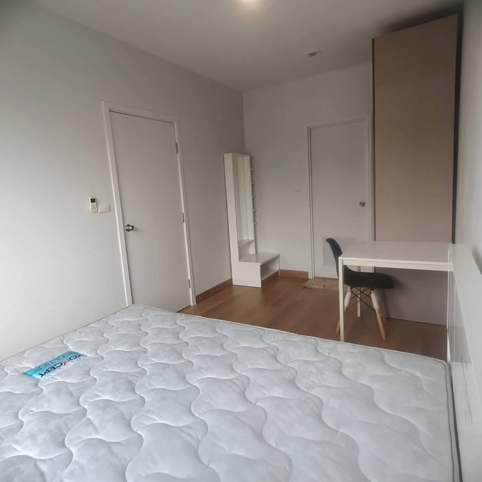 For sale: The Privacy Ngamwongwan, ready to move in, fully furnished, spacious and comfortable. Reserve now!
