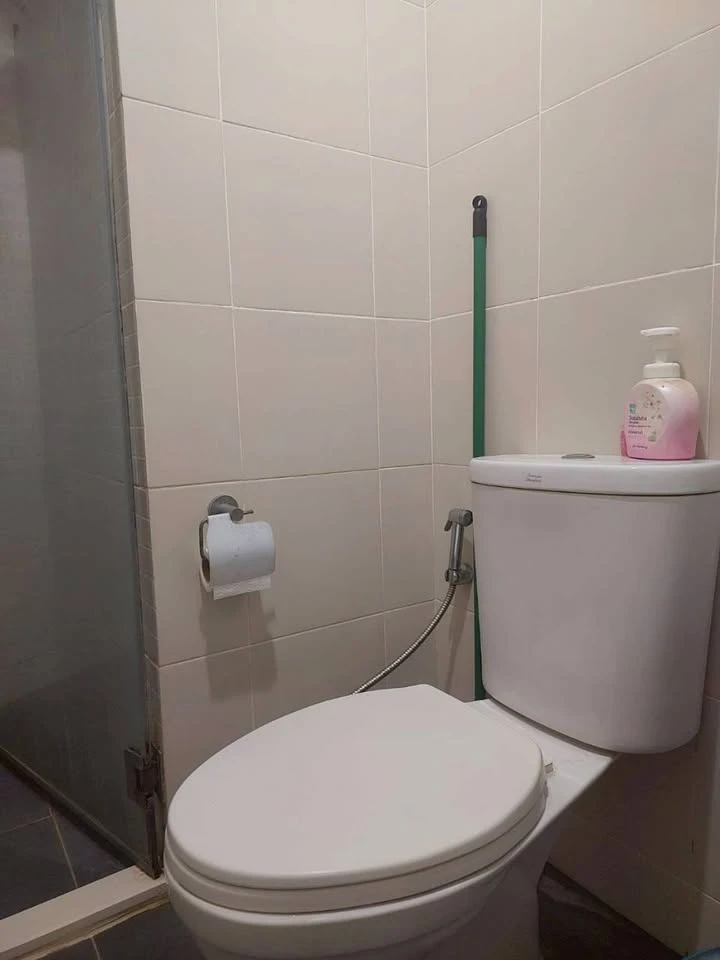 For sale: The Privacy Rewadee, 1 bedroom, 1 bathroom, good location, full facilities. If it's this good, what are you waiting for?