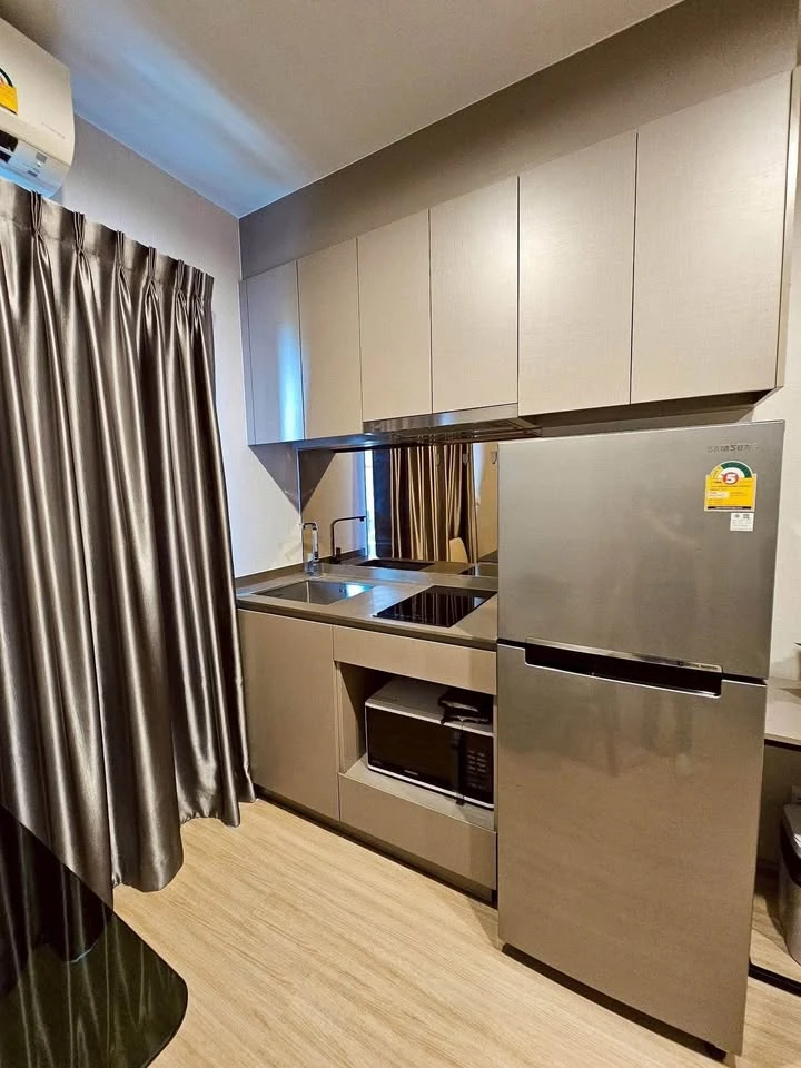 Selling The Privacy Thaphra Interchange, 1 bedroom, 1 bathroom, fully furnished, complete amenities. Book now!