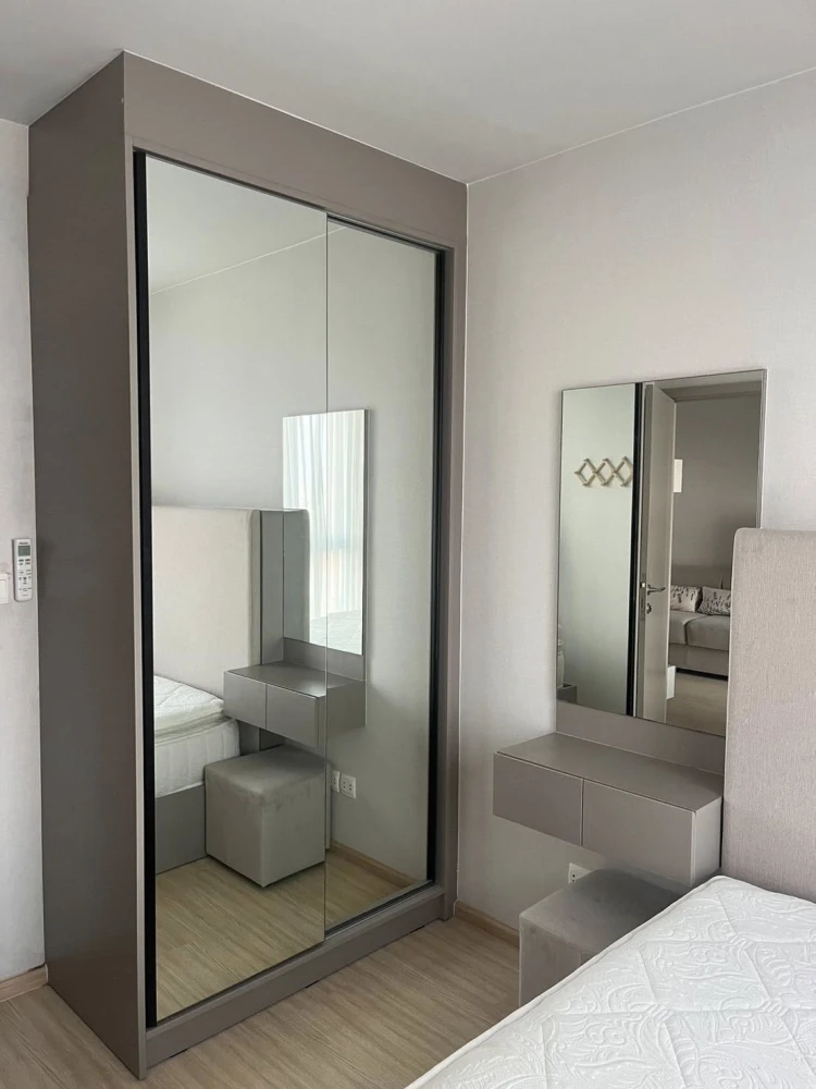 Selling a unit at The Privacy Thaphra Interchange, 14th floor, unobstructed view, and complete amenities. Book now!