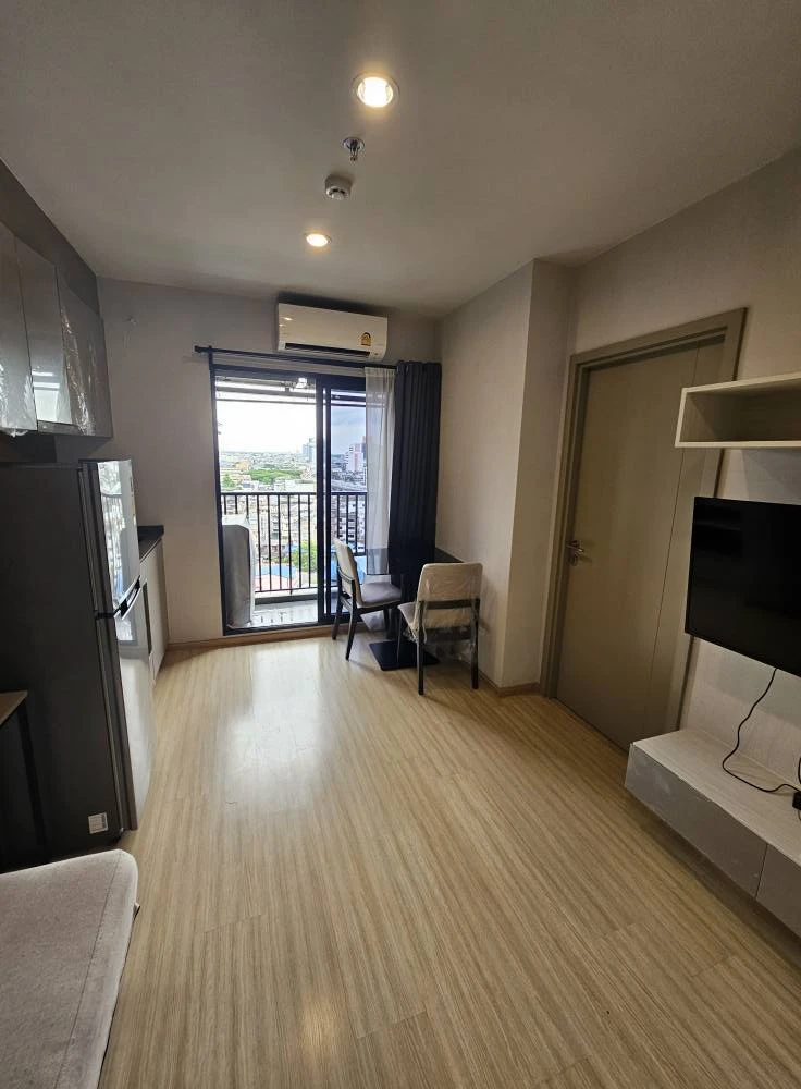 Selling The Privacy Thaphra Interchange, 1 bedroom, 1 bathroom, corner unit with pool view. Affordable price. Buy now, don't wait!