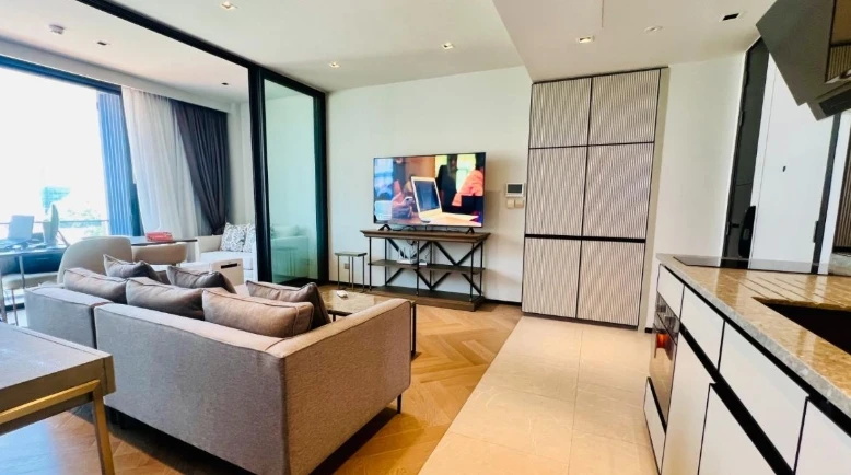 Selling The Reserve 61 Hideaway, 5th floor, great view, fully furnished. Book now! Don't miss out!