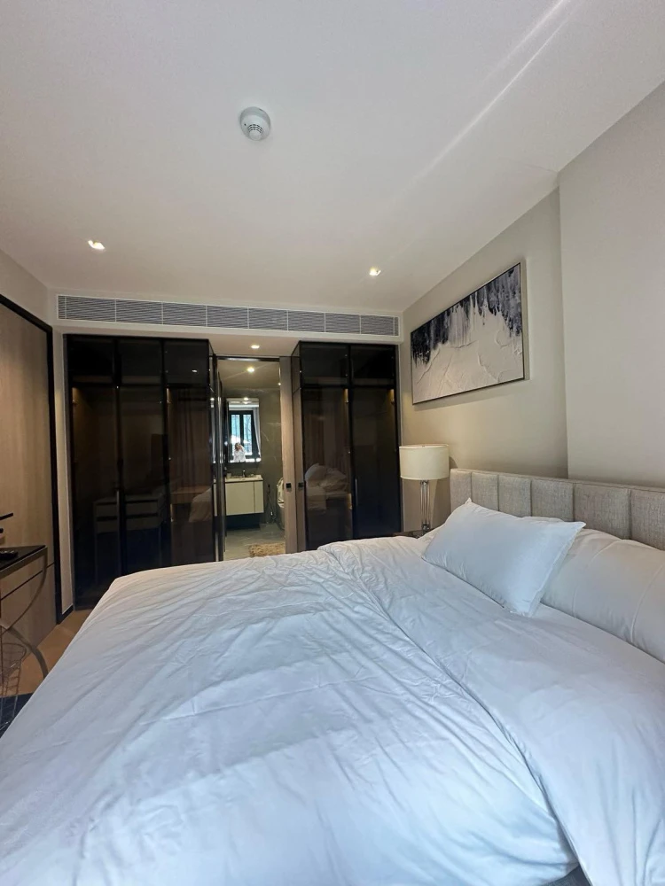 For sale: The Reserve Sukhumvit 61, 2-bedroom Duplex, Pool Access style, resort-like atmosphere, don't miss it.