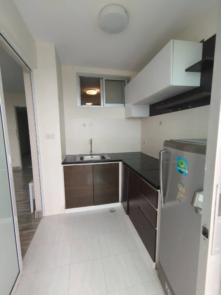 For sale: The Rise B 2 rooms, comfortable, not cramped, fully furnished, hurry and reserve now!