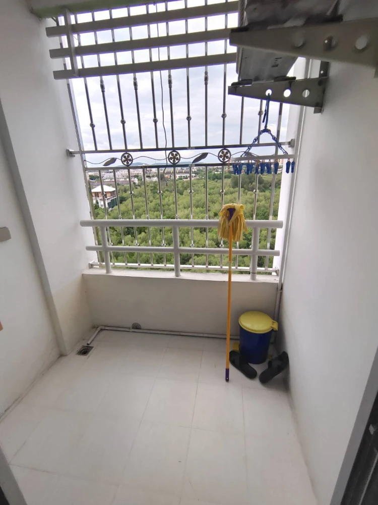 For sale: The Rise B 2 rooms, comfortable, not cramped, fully furnished, hurry and reserve now!