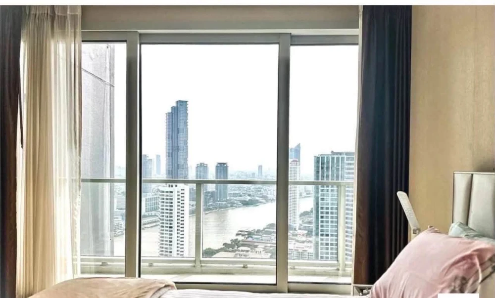 Selling The River condo with stunning Chao Phraya River views and daily views of beautiful 5-star hotels. A prime location, a rare find!