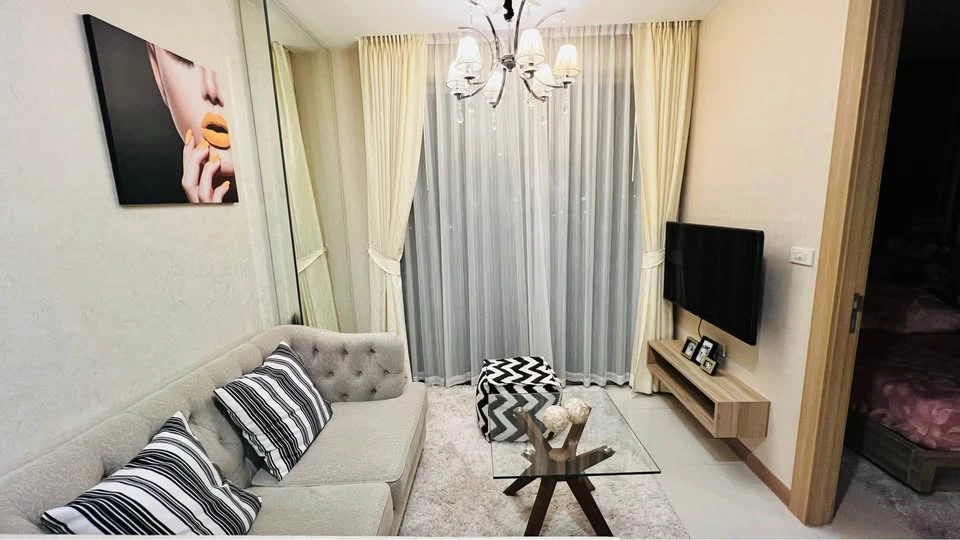 ขาย The Riviera Jomtien Pattaya 1 ห้องนอน ติดวอลเปเปอร์อย่างดี วิวสวย ไม่บล็อค พลาดแล้วจะเสียใจ