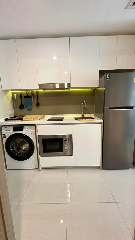 For sale: The Riviera Jomtien Pattaya, spacious and comfortable room, high floor, sea view. Reserve now before it's too late!!!